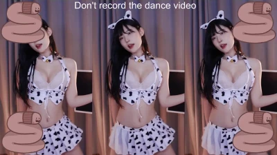 golaniyule_ - What`s your favoritepart of my body? 🙈