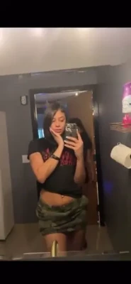 karrahbooooo - Küçük sikimi büyütecek hatunlar   Girls who will make my little