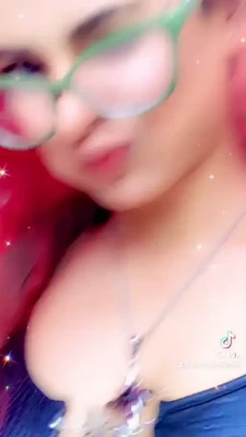 komal - 🧑‍🎄 🌲 🎁 XXXmas in July | White Elephant with