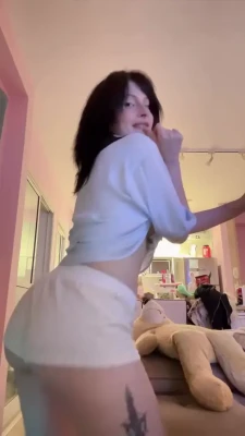 gabbieeem - I’m giving out mad love to Tippers today!!!! Come and give me some