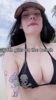 gabbieeem - Sorry if I’m overloading you with posts but I just want you to bust