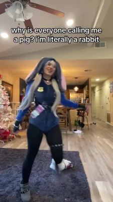 valismentallyill - Lookin back at hubby after having my fill🍆💦