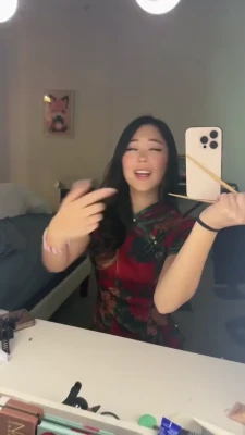 extraemily - Touching my pussy 😵