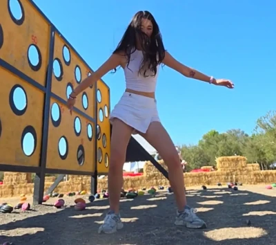 extraemily - i’m just a lil cockhungry slut 😋💦