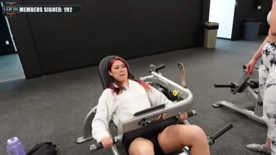 extraemily - My zipper is down....🤐