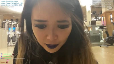 extraemily - My cocks rock hard right now, come meat me in my DMs😜