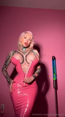 pinuppixie - Tattoos and ass