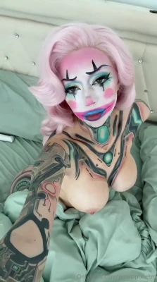 pinuppixie - Mmmmm, fired off a quick load for y'all. Stay tuned for my new