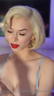 pinuppixie - Just got off a Ft and I have to say I enjoyed it 🤭 I love showing