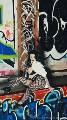 pinuppixie - Gorou is that you ? part 1