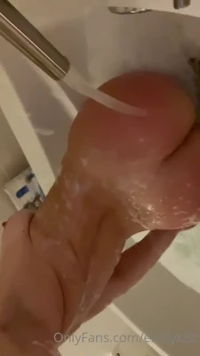 emilyk8z - Tip on this post for some boobie appreciation 👈🏻