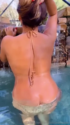 jenni - Super Saturday 😍 Show NBC some love 😈 x