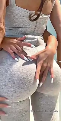 chloekhan - That’s right your naughty girl smoked a black & mild 😈