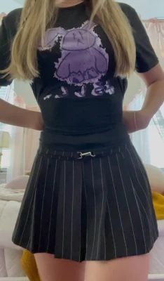 rowsvee - DM me if you feel like playing💋