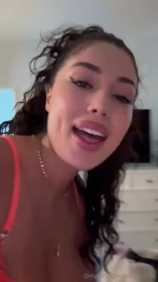 playgirlcris - So I accidentally fucked up my pubes but now I have the smoothest