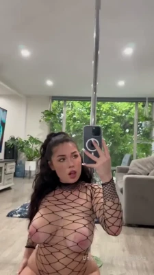 playgirlcris - I’m gonna make you fall in love with me all over again 🥰❣️ 