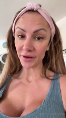 miss_swedish_bella - Prom Queen