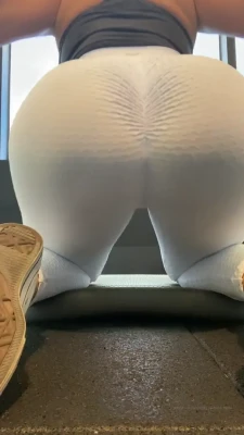 miss_swedish_bella - Under my errand running attire
