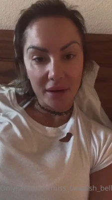 miss_swedish_bella - I need to be spanked 👋🏼
