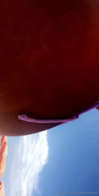 araqueenbae - Fresh cummy cum this AM seeping out my pum pum