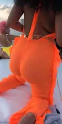 araqueenbae - Fuck machine content below ⬇️