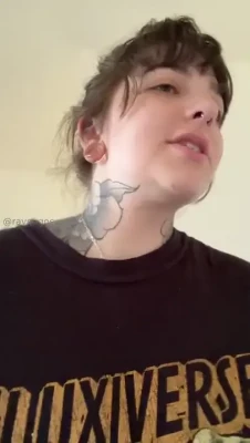 ravengoeswild - Suck on my clit and tits baby then you can beat it uppp
