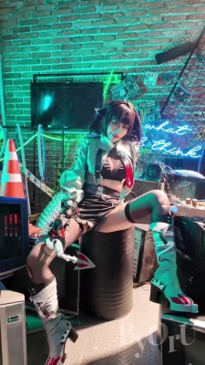 byoruu - Flashing my panties at a caffe 😝