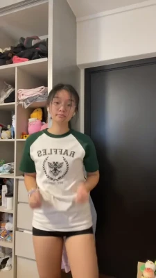 oenireg - I need someone to come over so I can fuck 😩😫❤😘😋