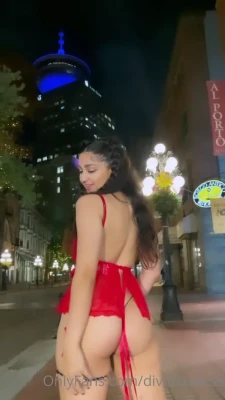 divaflawless - Dont you want to keep me company 😏