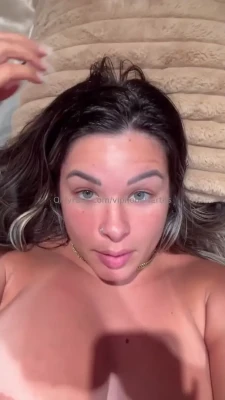 nobetterboobs - Hi there  Happy hump day to you all  Still taking customs for the