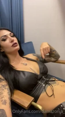 ms_euryale - Nothing to do so decided to model this purple corset to show off my