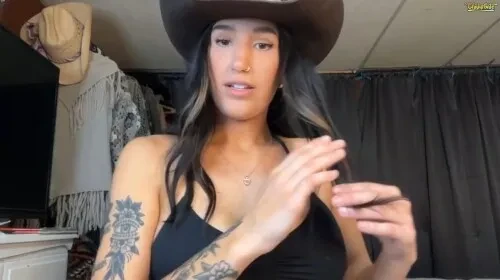 ellalangleyyyyy