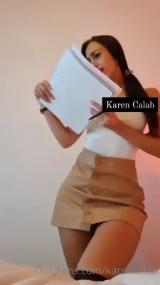karencalab - Hand bra hip wiggles 😘 I’m so excited for the NEW(D) YEAR