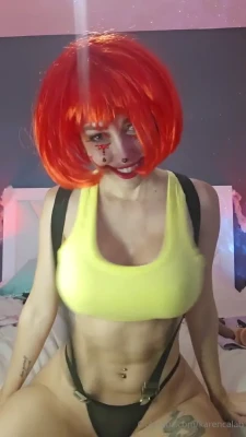 karencalab - Swipe to see my pretty little pussy