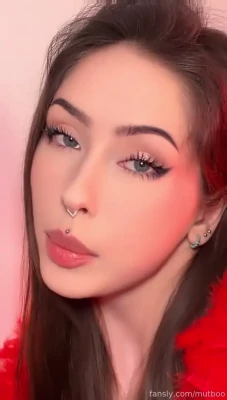 anastasiia_mut - I changed my subscription price but you’ll still race to turn back