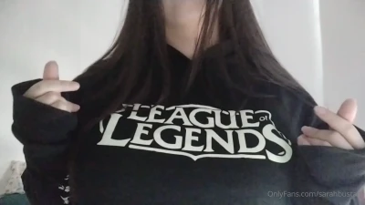 sarahbustani - so where do u prefer to cum? 🙈💦