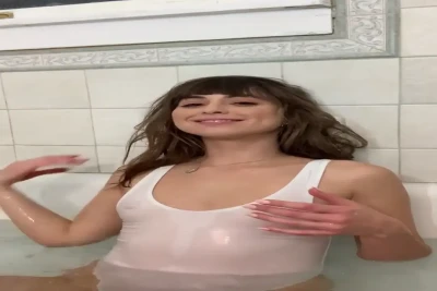rieleyreidx3 - Check DMs for super high energy sexy bouncy pink lingerie super