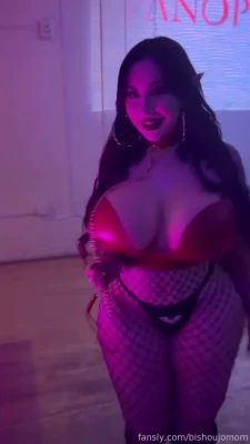 bishoujomom - Which outfit do y’all like more ? part 1