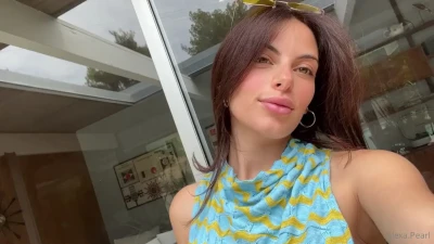 alexapearl - Hold my hips and fuck me doggy style as I look back at you 😉 New