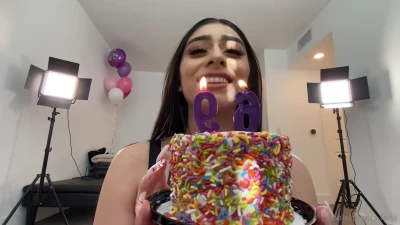 violetmyers - Spoil them 💦