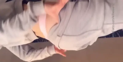 ellieleen1 - Can you replace my hand with your mouth? 🍆 👄 clip