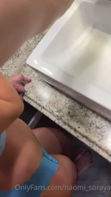 naomisoraya - My toes are done do you like?