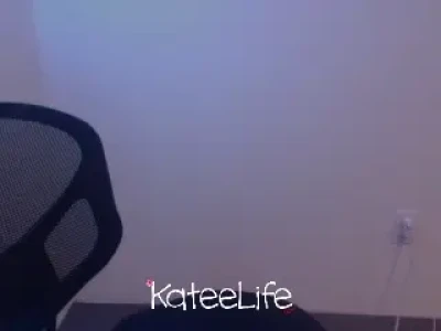 kateelife - This mirror is to clean ! Let’s make it dirty 💦would you like to