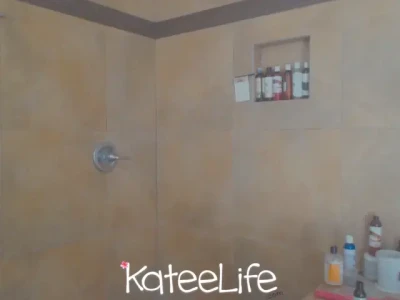 kateelife - I found a new toy 🖤