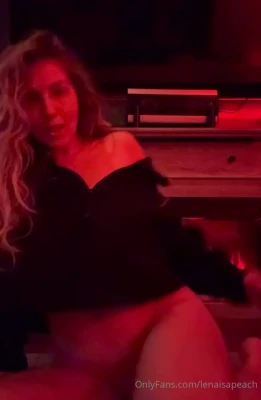 lenaisapeach - NO PPV is finally here! Watch me suck my landlord’s cock and show