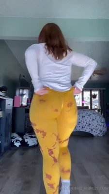queen_egirl27 - Mmm    Para una buena bienvenida
