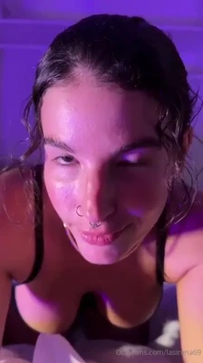 lasirena69 - Horny at work  send help   Hope no one notices how wet I am