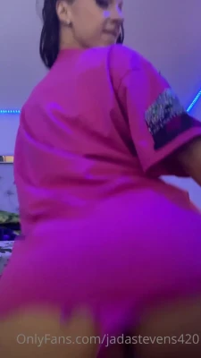 jadastevens420 - Je réponds à tout vos commentaires sur mes posts ♥️ Donc allez