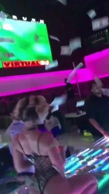 jadastevens420 - Like if you want to see me sucking cock x
