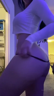 lilianaheartsss - MAKE SURE YOU JOIN THE LIVE SHOW ON MY PAGE AT 7AM GMT TODAY